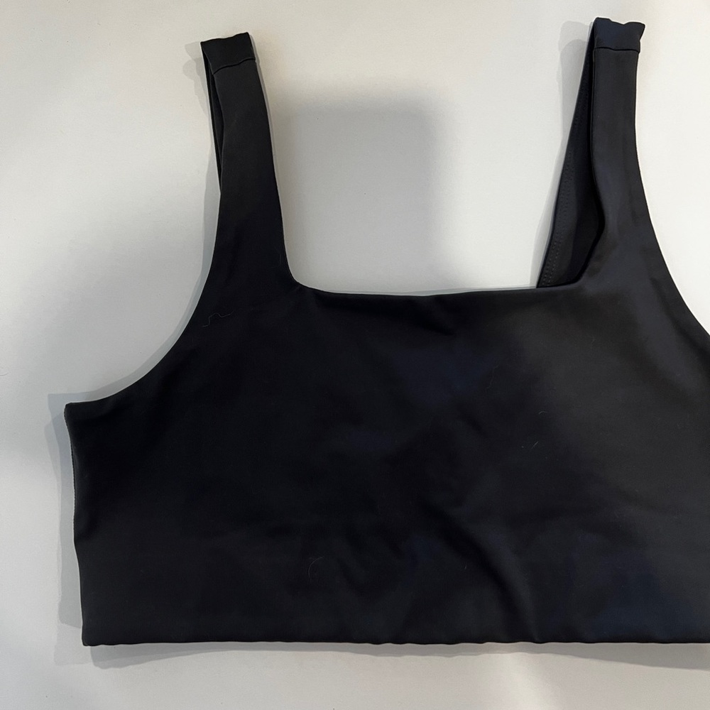 Girlfriend Collective Tommy Cropped Bra